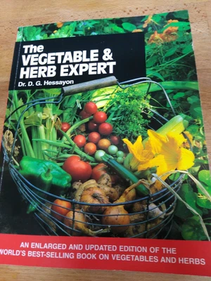 £3 • Buy Book, The Vegetable And Herb Expert By Dr. D. G. Hessayon