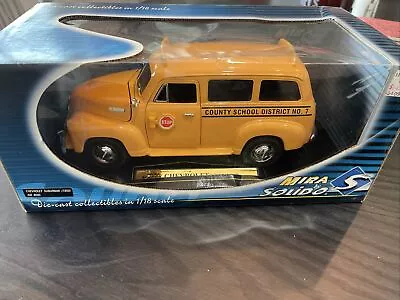 Solido 1/18 Scale 1950 Chevy Suburban School Bus!! Nib!! Rare!! • $29.95