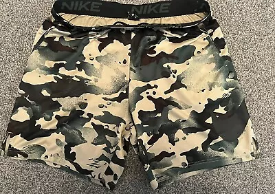 Nike Shorts Men’s XL Camouflage Training 5.0 Dri Fit Big Swoosh Extra Large • £11.95