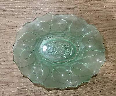 Bagley England Rose Leaf Plate Uranium Glow • $39.95