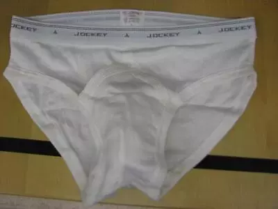 Vintage Men's Underwear  Jockey   Rare Low Rise Classic Pouched Briefs 1990s M • $15