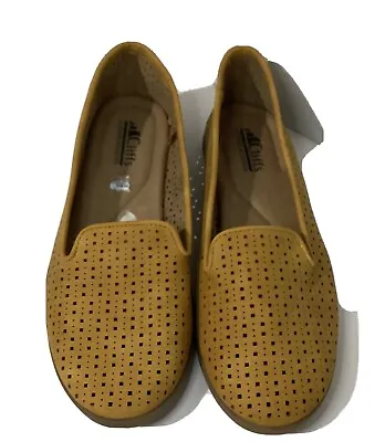 Cliffs By White Mountain Paula Flats Slide On Size 8 Mustard Yellow Spring • $13