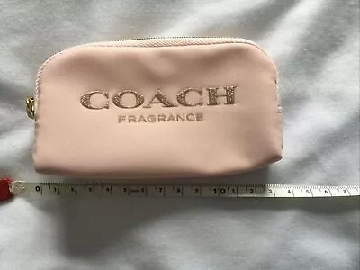 Coach Pink Zipped Purse • £0.99