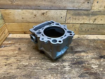 OEM 2006 Yamaha Raptor YFM 700 Engine Motor Top End Cylinder Jug Block Core • $90