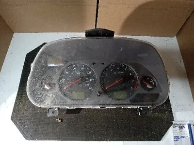 Speedometer Instrument Cluster Panel Gauges 03 04 Volvo 40 Series 142262 Miles • $66.49