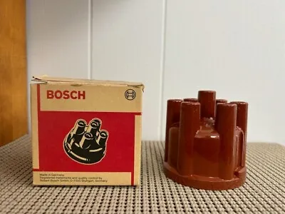 Volvo Bosch Distributor Cap 241669-1 • $11.59