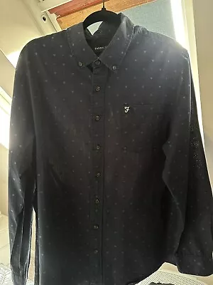 Men’s Farah Shirt • £10