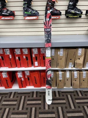 $239.99 • Buy Line Honey Bee 155 Cm 22/23 Freestyle Twin Tip Park Ski