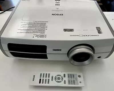 Epson Home Cinema 8350  H373A - 1080p Projector - With Remote - PARTS ONLY • $100