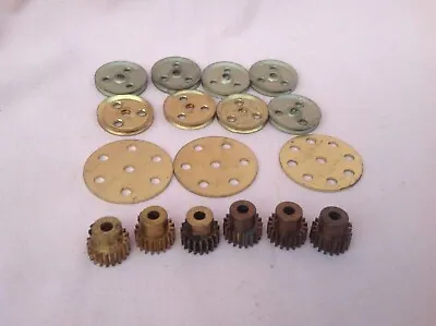 MECCANO VINTAGE 1960s OLD LOOSE SPARES X17 DIFFERENT PARTS ALL IN WELL USED CON • £15.99