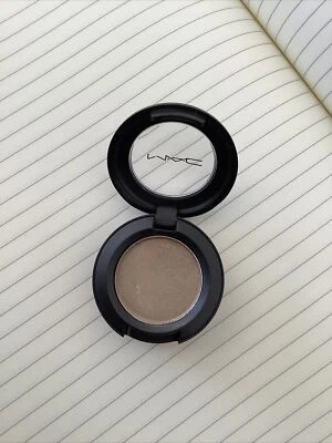 £4.99 • Buy MAC Veluxe Pearl Eyeshadow In Warming Trend New No Box Metallic Frost
