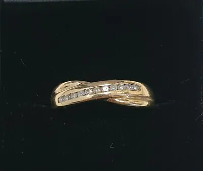 £95 • Buy 9ct 375 DIA Yellow Gold 0.15ct Diamond Crossover Ring