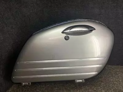 05 Kawasaki Vulcan Nomad 1600 VN1600 Right Saddle Bag 67N • $179.99