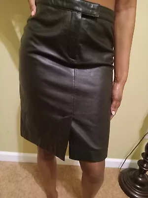 Tommy Hilfiger 100% Leather Black Skirt Size 4 Front And Back Split • $18