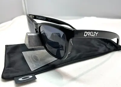 Oakley Frogskins Lx Polished Black Iridium Polarized Sunglasses Oo2043-04 New • $180