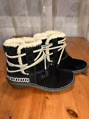 UGG Women’s Cove Suede Shearling Lined Wraparound Tie Boots Black Size 6 • $75