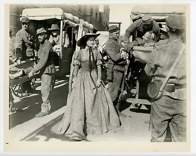 Gone With The Wind Photo Re-Release Vivien Leigh Wounded Soldiers SIP 108-215 • $16.95