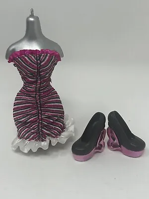 RARE Monster High Doll Draculaura Dawn Of The Dance Shoes Dress Outfit Pink • $86.99