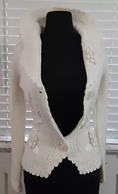 Yiteng  Flowers &  Pearls White Appliqued Knitted Sweater Scalloped Edges XS/Sml • $29