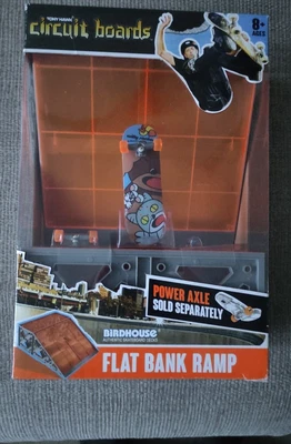 £5 • Buy Tony Hawk's Circuit Board Hex Bug Finger Board. Flat Bank Ramp
