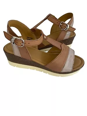 Paders Girls Leather Sandals Size EU 36 Strappy Comfort Wedge Holidays • £10.95