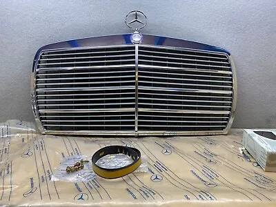 Mercedes Benz A1238800183 Radiatot Grille W123 New Genuine • $600