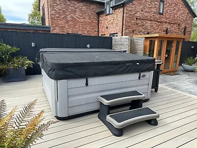 2019 Jacuzzi J475 Hot Tub With Steps & Heat Retaining Cover • £6800