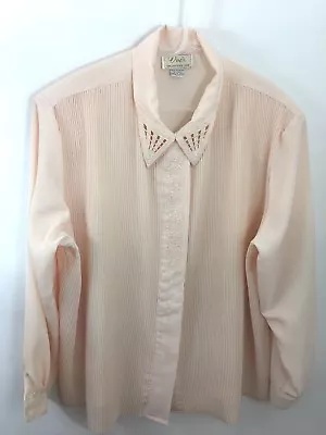 Voir Collection Ladies Plus Size Blouse 18W Blush/Pink Embroidery Hidden Buttons • $7