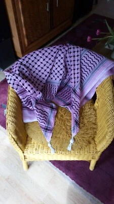 £16.99 • Buy Original Hirbawi Made In Palestine Kufiya Keffiyeh Scarf Shemagh Pink And Black 