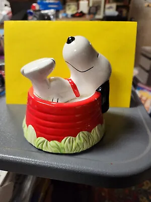 Vintage Snoopy In Dog Bowl Willitts Music Box  Sitting On Top Of The World  • $54.95