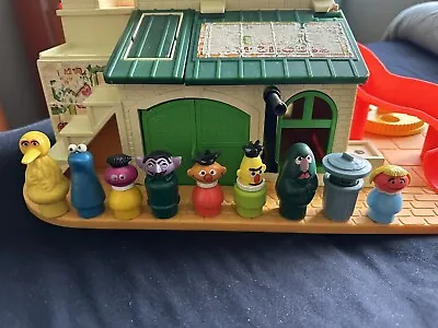 Vintage Fisher Price Little People Sesame Street Clubhouse (#937) House Home • $79.95