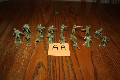 Marx Army Battleground 16-Piece Lot Of Vintage American Soldiers Tank AA - MPC • $23.99