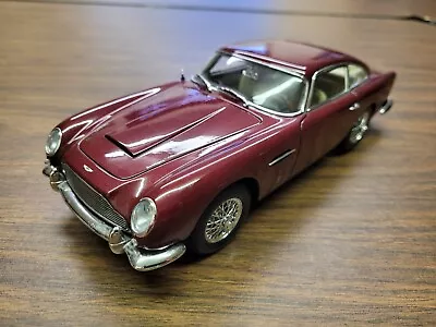 AUTOart Maroon Aston Martin DB5 Classics Division 1:18 1/18 Diecast • $75