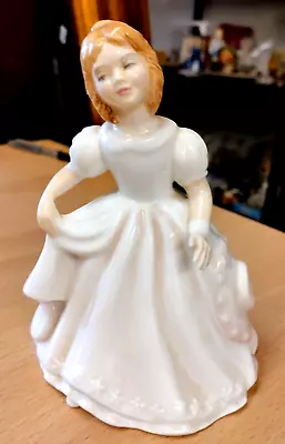 £7.99 • Buy ROYAL DOULTON  FIGURE AMANDA  MODEL No HN 2996 PERFECT FROM HOUSE CLEARANCE 5.5 