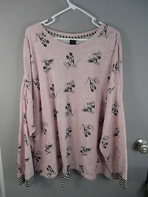 Disney Womens XXL Lightweight Pink Minnie And Mickey Pullover Sweater • $9.99