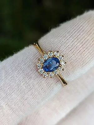  9ct 375 Yellow Gold 0.68 CT CEYLON SAPPHIRE AND MOISSANITE RING  Size O • £125