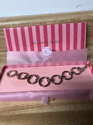 Victoria’s Secret Gold Tone Rings Bracelet W/ Angel Wings Bling Charm NIB • $9.99