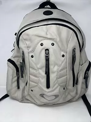 OAKLEY Vintage Backpack / Off White  • $49.95