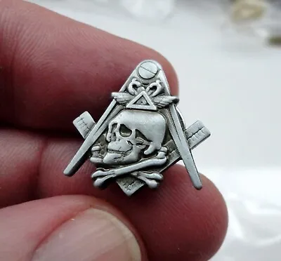 Pre-Owned Freemason Skull Cross Bones Pin Badge Square Compass Mason Hiram Abiff • £4.99