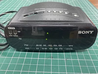 Sony Dream Machine Alarm Clock Radio Black ICF-C212 • $30