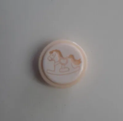 Novelty Button Rocking Horse 14mm Shank Buttons - Baby - Cream - 15% Multibuy • £2.99