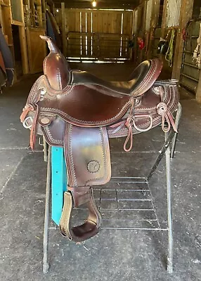 Western Saddle 15” Circle Y Omaha Flex 2 Trail   • $1700