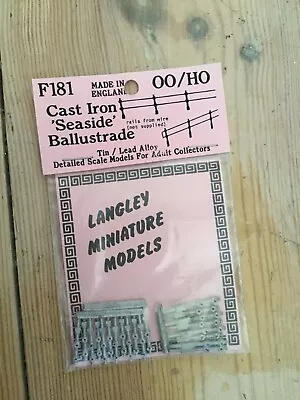 (C) Langley Models Cast Iron Seaside White Metal Model Kit • £5