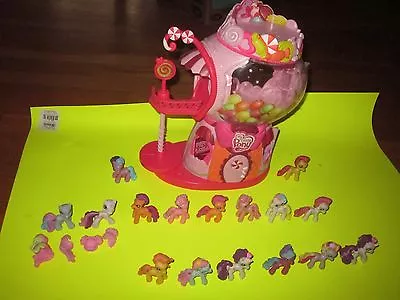 My Little Pony Ponyville Musical Bubble Gum And Sweet Shop With 16 Ponies • $12.99