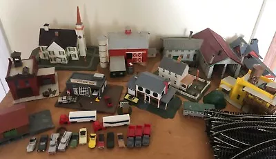 N Scale Buildings & Cars Lot + RR Track • $50