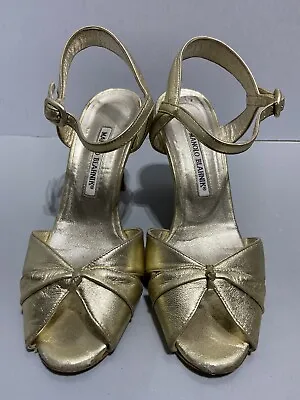 Manolo Blahnik Metallic Gold Leather Open Toe Sandals Size 36 • $97
