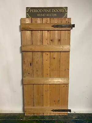 P17b (29 1/4 X 63 3/4) Rustic Plank Ledge & Braced Cottage Period Pine Door • £165