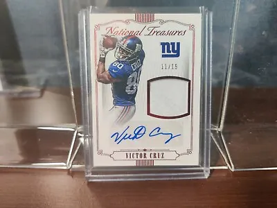 National Treasures Autograph Jersey Giants Victor Cruz Numbered 11/15     2015 • $125