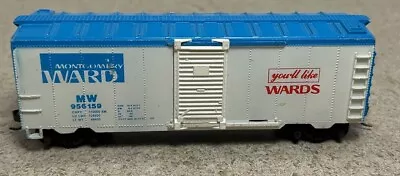 Blue & White Montgomery Ward 40’ Boxcar By Life-Like (tc #0301) • $9.99