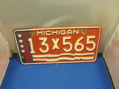 Vintage Michigan Municipal Bicentennial License Plate # 13 X 565 1976   • $9.23